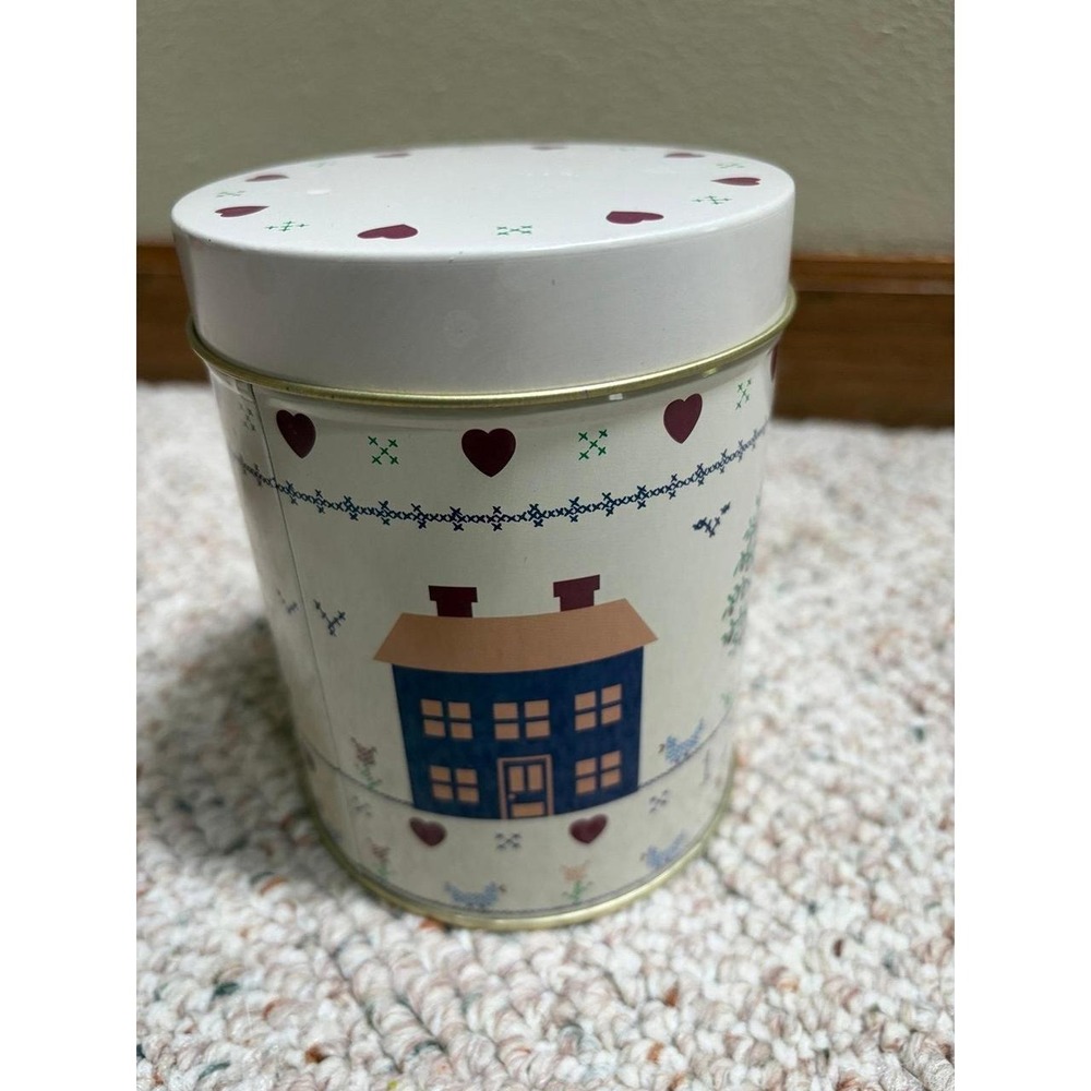 Vintage farmhouse cottagecore style metal kitchen canister - Picture 4 of 8